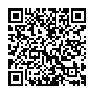 这些女人的身边却是有着国师耶逊烈派遣出去的人士严密监视二维码生成