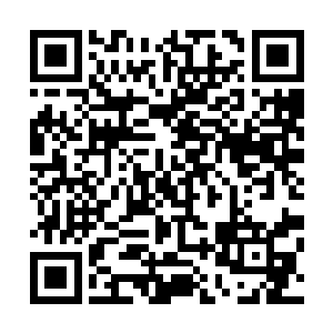 这些家伙有信心凭借自己敏捷的身手耗光赵长枪三人的子弹二维码生成