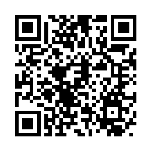 这些店员们都会不好意思靠近你们三个了二维码生成