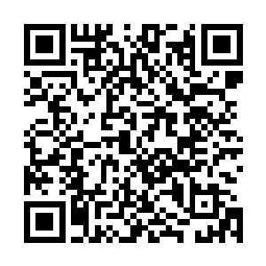 这些轰雷炮比起他们高瀛国的投石车实在要轻盈太多太多了二维码生成
