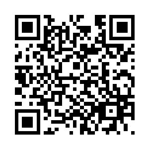 这些项目就交给我父亲的随从去甄选二维码生成