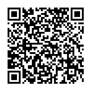 这些魔气很快就形成了一块块暗红色的石头遍布在魔城的每一个角落二维码生成