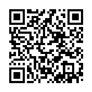 这位先生是第一次带朋友来这里玩二维码生成