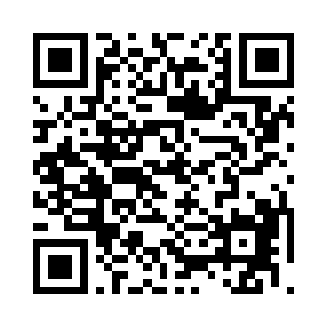 这使得他穿什么衣服都显得非常优雅耐看二维码生成