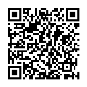 这使得聂倩心里不觉升起了一个疑问∶到底来的是不是人二维码生成