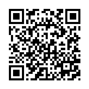 这倒霉的分身发现自己又一次被劈开了二维码生成