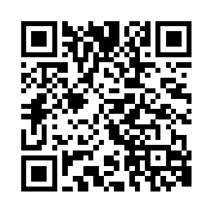 这几台武装卡车在战场用弹雨护着战友撤离二维码生成