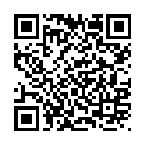 这台机体差不多有两米出头的样子二维码生成