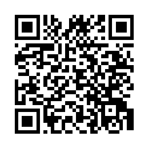 这名武士朝不远处用帷幕半包围着的指了一下二维码生成