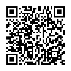 这名男子方才带着马允辉和公孙烈出现在了司空展的书房门前二维码生成