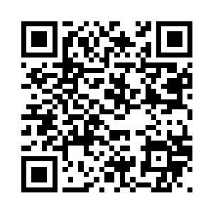 这块石碑虽然被杜若希划的都是刀痕二维码生成