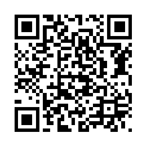 这块贴身的吊坠玉牌必定是无比珍贵之物二维码生成