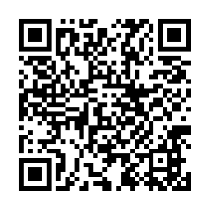 这家伙显然是有些担心池佳一会将昨夜的闪电异像说出二维码生成
