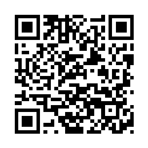 这屋子布置的并不像纯正的古代房间那样暗沉二维码生成