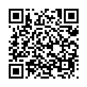 这才从墙上跳到了两墙之间的甬道里二维码生成