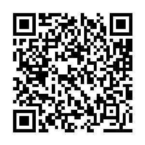 这才发现自己的人皮面具竟然被季疏云握在了手上二维码生成