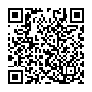 这才放下书本打量一下地上的首级又打量一下赵虎二维码生成