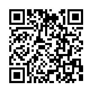 这时一看整个操场全部都是穿军训服的学生二维码生成