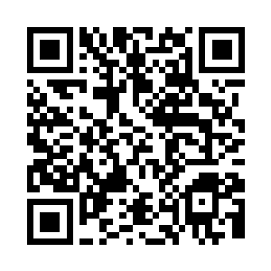 这时专门给她煎好的那份牛排端了上来二维码生成