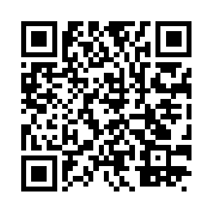 这时候小秋把抬在半空中的手缓缓地放了下来二维码生成