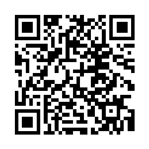 这时候最需要的就是另一个以他为中心的大片二维码生成