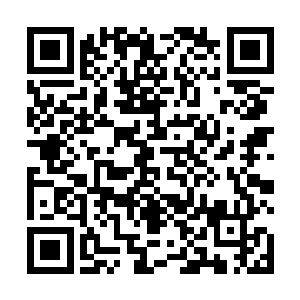 这时候班里的学生都在议论说数学老师肯定不教我们了二维码生成