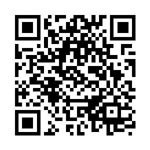 这时开车的卡森转头对着贝海问道二维码生成