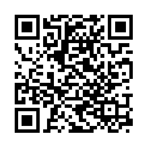 这是我让姐姐根据海报用爸爸的旧风衣改的二维码生成