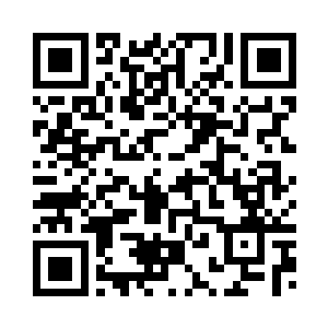 这是蒋钦和袁琳两个小姑娘决定的二维码生成