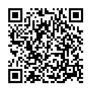 这机械战舰的八根步足都是由一连串复杂的关节构成二维码生成