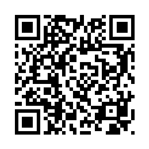 这次他看到的不再是黑漆漆的一片二维码生成