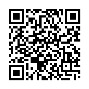 这次凌予夫妇跟洛家其他成员的肖像照片二维码生成