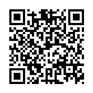 这次脸上不再是浅笑言兮的标准笑容二维码生成