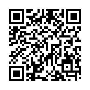 这次面前的白玉桌案再没有前两次的幸运二维码生成