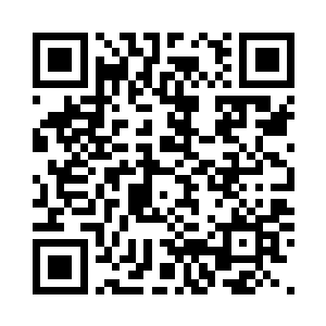 这照片好像是沈笑薇用这部手机拍的二维码生成