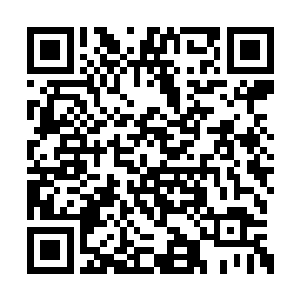 这种特制黑漆可以挡住纹路激活时所发出的光芒二维码生成