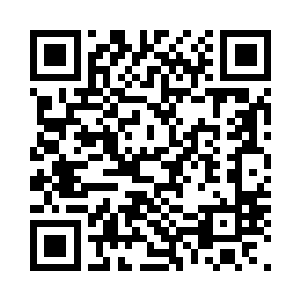 这突然出现的红点便格外的引人注目二维码生成