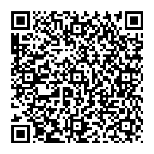 这绝对是一个值得任何媒体大书特书的特大新闻――不管是周嫫历史性的突破了单周三万张的大关二维码生成