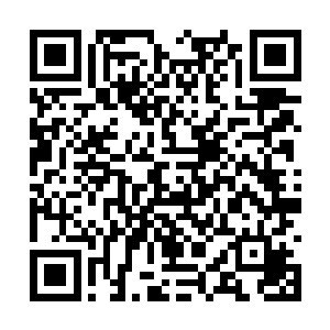 这让他们原本充满绝望的心顿时又变得活跃了起来二维码生成