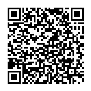 这让走过来最前面那个络腮胡大汉把目光从娜塔莎脸上移到巴克这里二维码生成