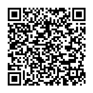 这话说的一方面贝海是打趣另一方面就是不失时机的拨高自己的形像二维码生成