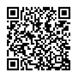 这边的交谈和正在发生着的事情就已经引起了许多人的注意二维码生成