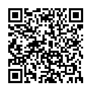 这边还得要应对这东一支冷箭西一把匕首的暗算二维码生成