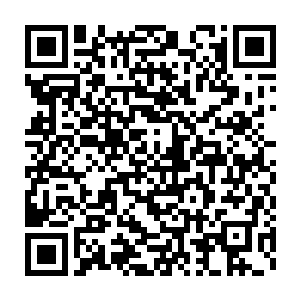 这里不说别的就连脏掉的衣服都是放到了帐篷口的一个个小篮子里二维码生成