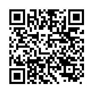 这里大部分的摆设和装饰都是上了年头的古物二维码生成