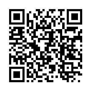 这青年纯粹是因为站的位置比较顺手而已二维码生成