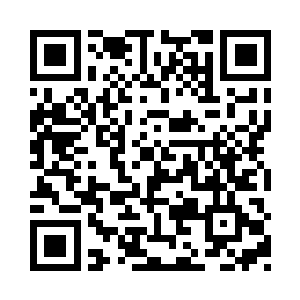 进了曹丽环的屋便拉开妆台抽屉翻找小荷包二维码生成