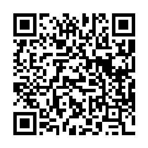 进入衰亡期的黯淡恒星有气无力地流淌着幽蓝色的光芒二维码生成