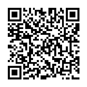 进入这里的密匙就是你在骑士统领处领到的那块金属牌二维码生成