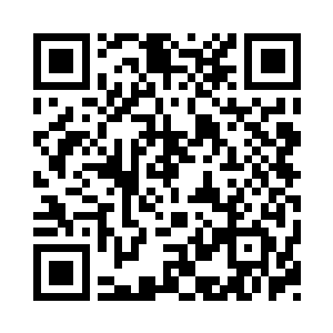 进来很不客气地PIA一下就到床头上坐下了二维码生成